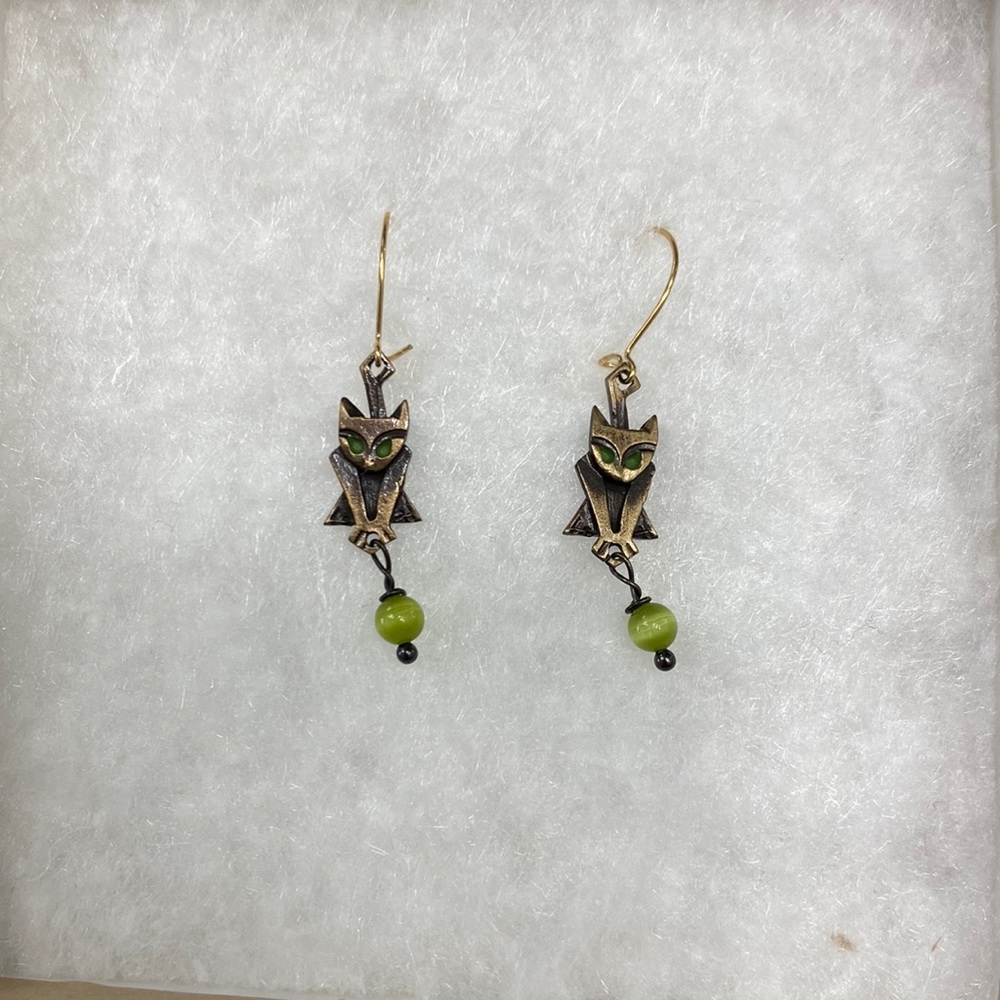 Cat earring and necklace set